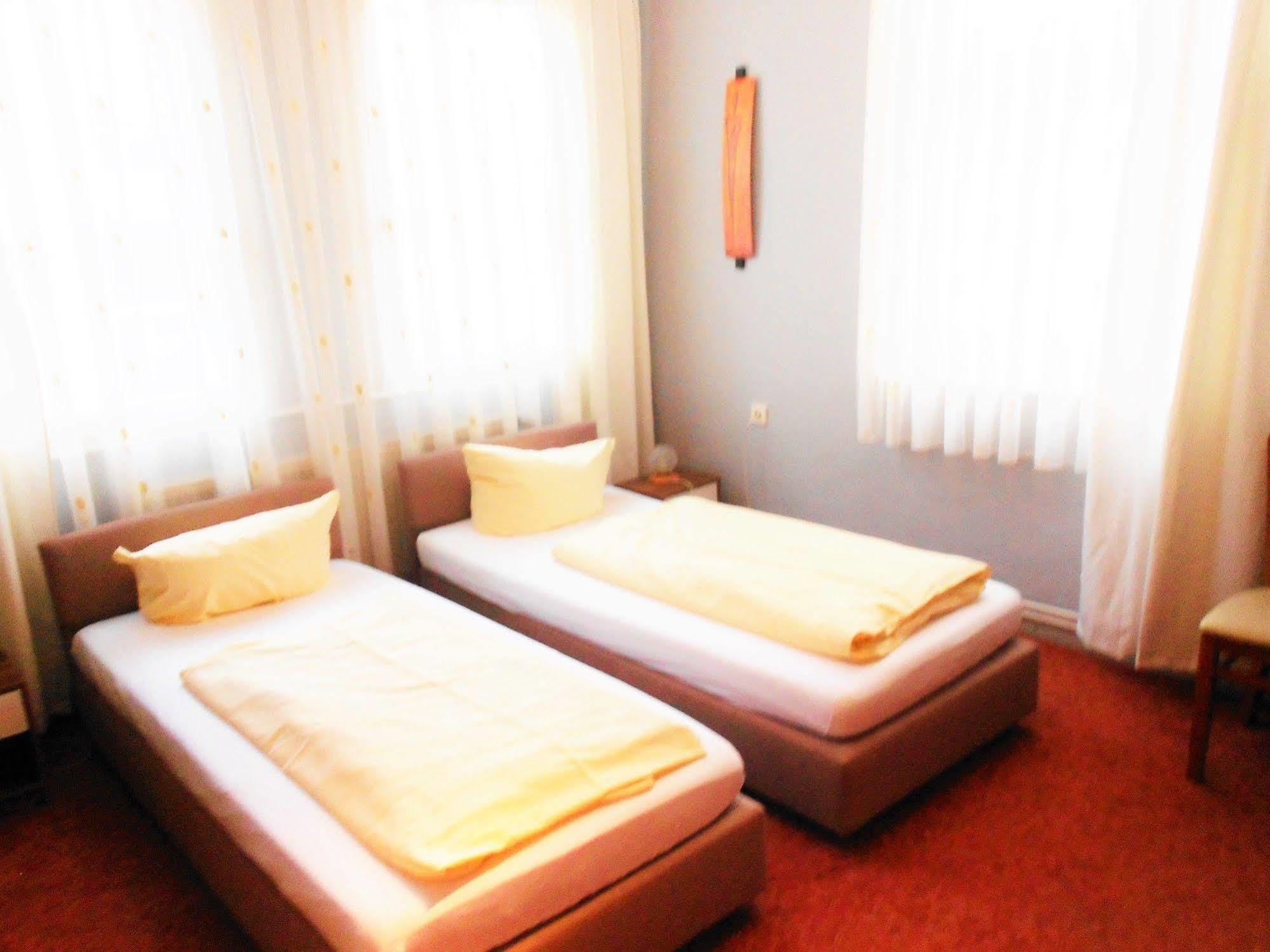 Altstadt-Hotel Gosequell Γκόσλαρ Εξωτερικό φωτογραφία